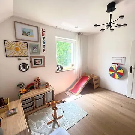 Dom Z Widokiem Na Gory Stolowe I Duzym Ogrodem Villa