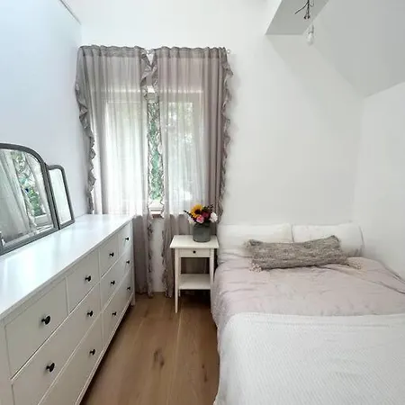 Villa Dom Z Widokiem Na Gory Stolowe I Duzym Ogrodem *