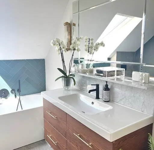 Dom Z Widokiem Na Gory Stolowe I Duzym Ogrodem Βίλα Kłodzko