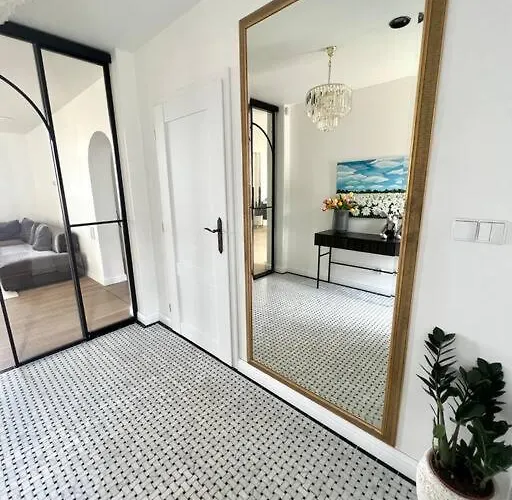 Dom Z Widokiem Na Gory Stolowe I Duzym Ogrodem Kłodzko