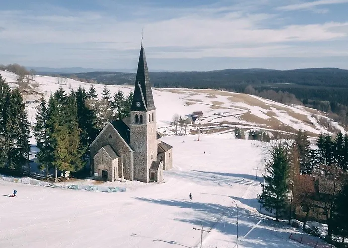 Dom Z Widokiem Na Gory Stolowe I Duzym Ogrodem Βίλα Kłodzko